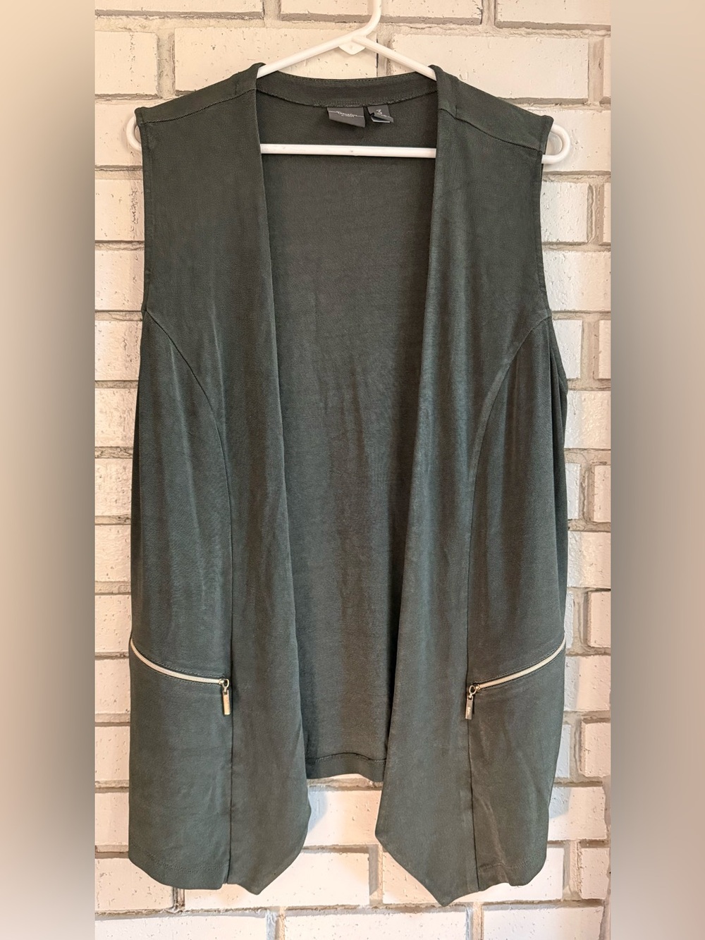 Chico's Women's Olive Green Open Front Long Vest Zip Pocket Lightweight Size 3